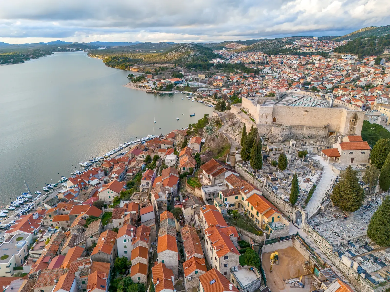 Šibenik i tvrđava iz zraka